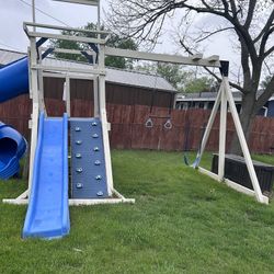 Vinal Outdoor Play Set 
