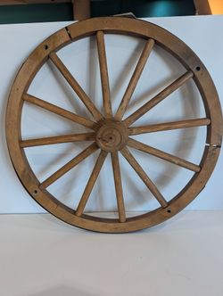 Vintage Wooden Wagon Wheel Wall Decor Rustic Farmhouse Western Style Display