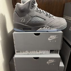 🔥Jordan 5 Retro Wolf Grey🔥 GS size 5.5Y / 7W,  6.5Y / 8W