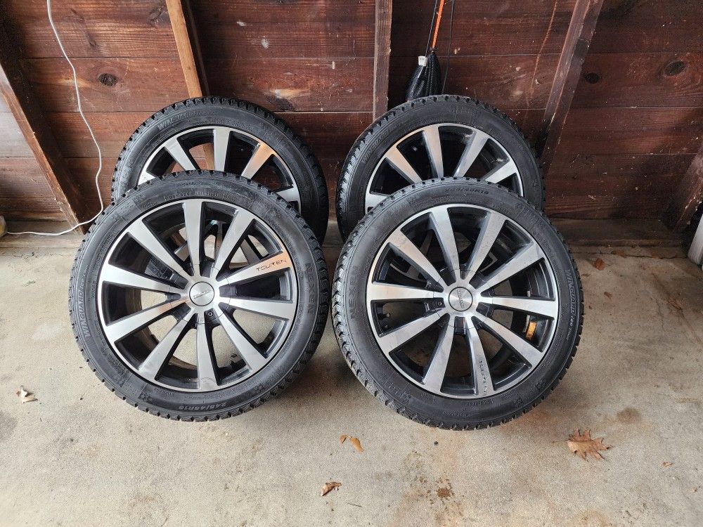 18 Inch Wheels And Stud less Snow Tires