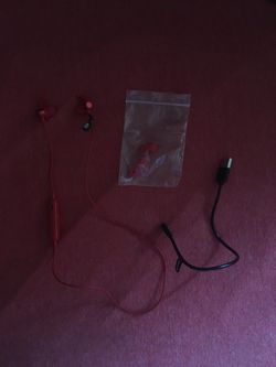 Hypergear Bluetooth earbuds.