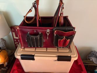 Occidental stronghold master carpenter case