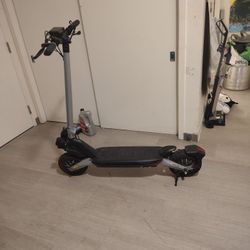 Circooter Pro Electric Scooter