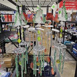 Christmas wind chimes

$10 Each FIRM