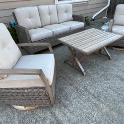 Brand New High End Outdoor Furniture We Can Deliver *