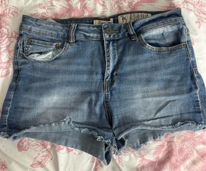 Women’s Jean shorts 🩳