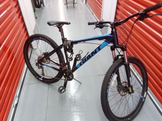 27.5 GAINT TALON MOUNTAIN BIKE