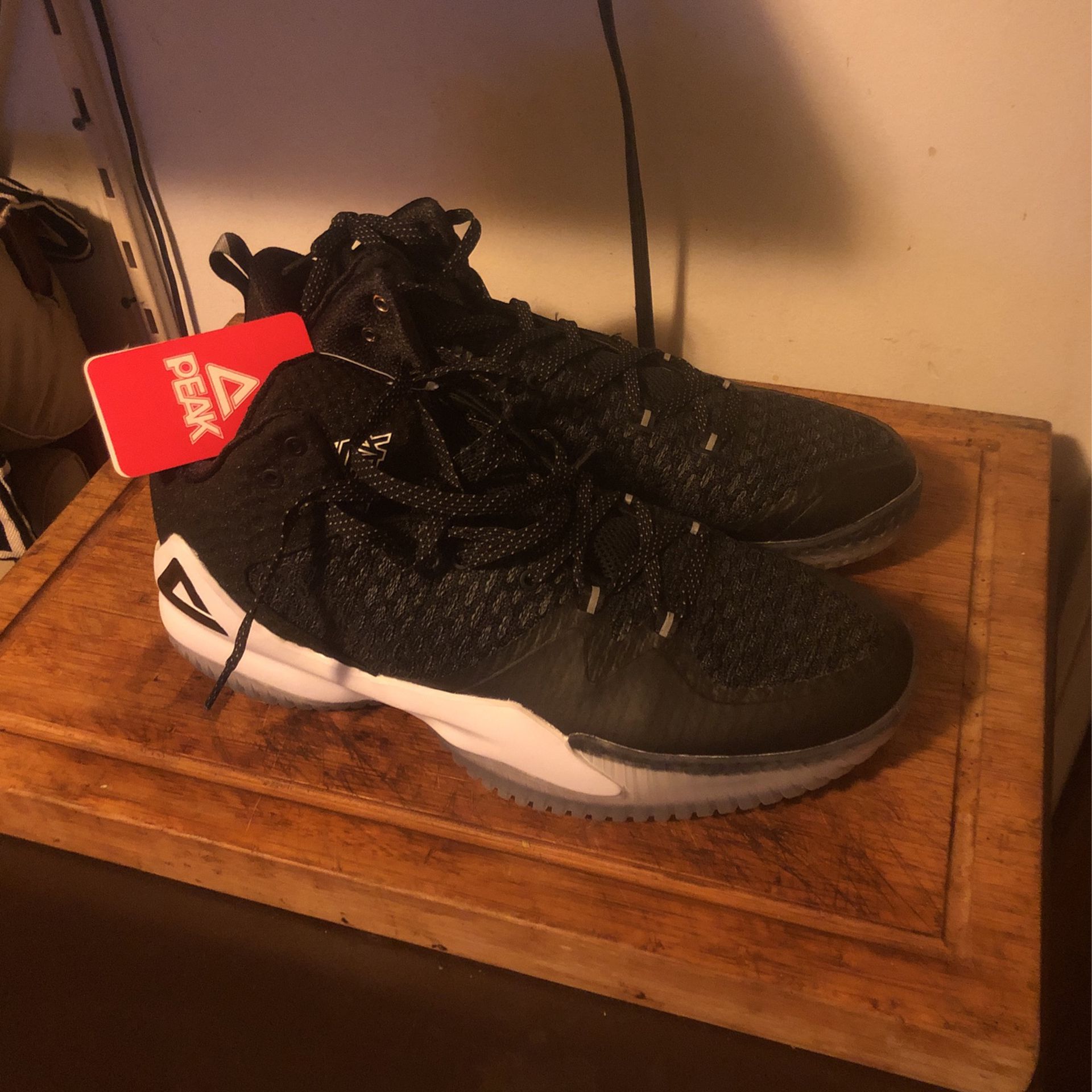 Peak Sport Black/Magnetic Grey Basketball Shoes 