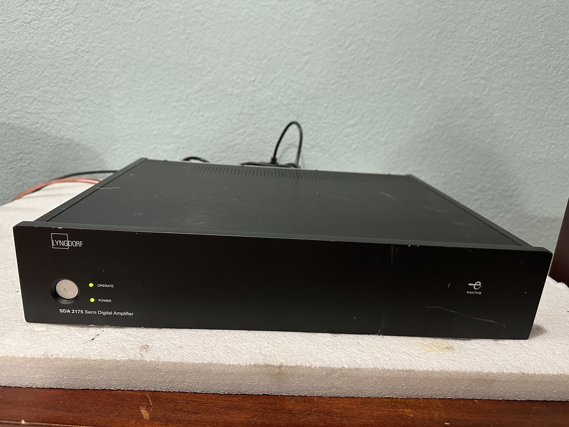 Lyngdorf SDA 2175 High-Performance Power Amplifier. 200 WPC 8 ohms.MADE IN DENMARK