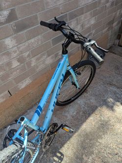 Huffy Granite Hardtail Mountain Bike DOES have seat