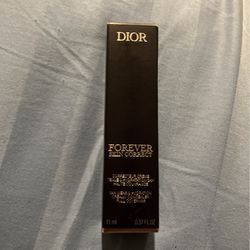 Dior - Creamy Concealer - (1W Warm)