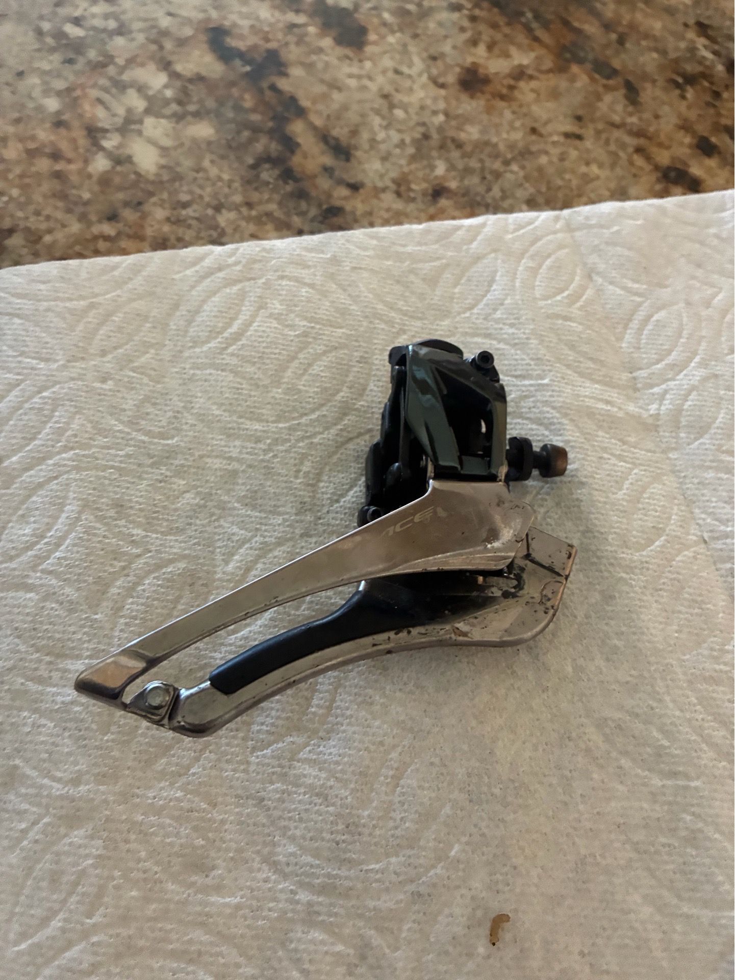 Shimano Dura-ace 9100 11 speed front derailer