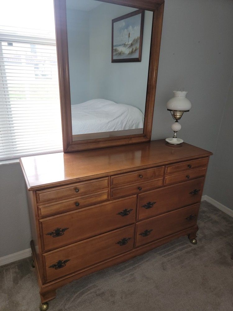 Antique Dresser With Mirror 