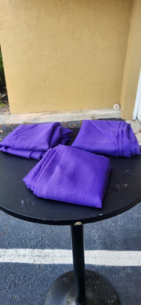 Backdrop And Runners For Decorations