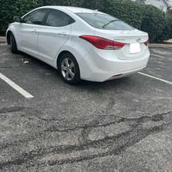 2012 Hyundai Elantra
