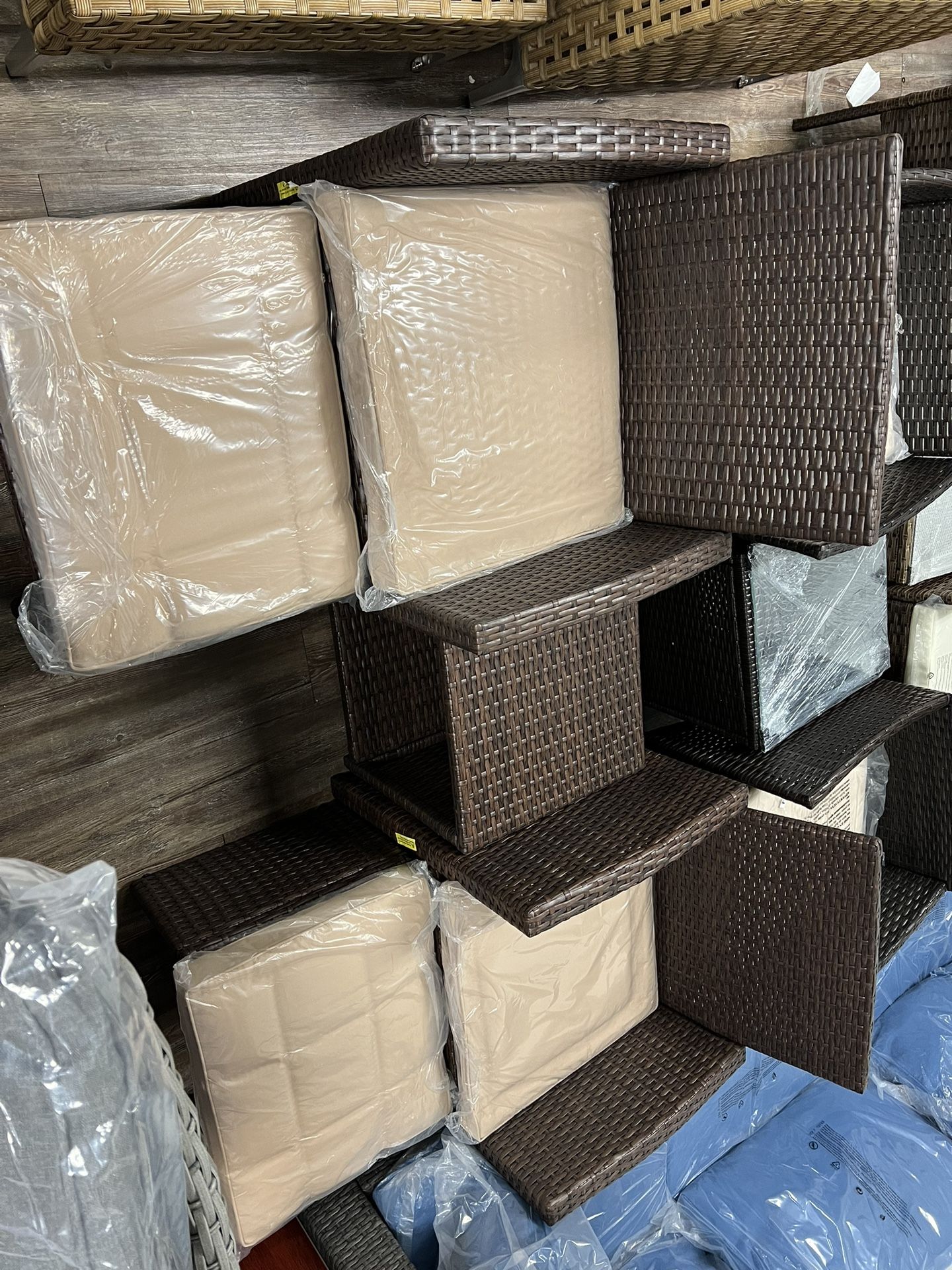 New Brown Wicker 5 Piece Outdoor Patio Set