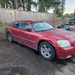 2005 Dodge Magnum