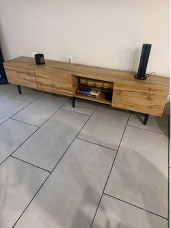 Tv table