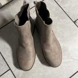 Women Boots