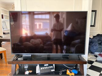LG 65" UN73 LG UHD TV with ThinQ® AI (broken)