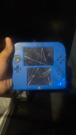 2ds mostly blue and black Mario kart 7 edition (FOR PARTS) (PICK UP ONLY)