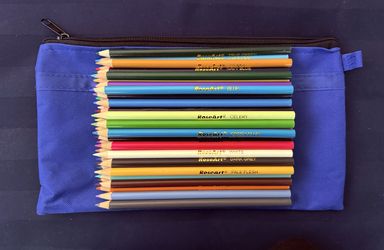 Vintage RoseArt 50 Pre-sharpened Colored Pencils Discontinued Colors