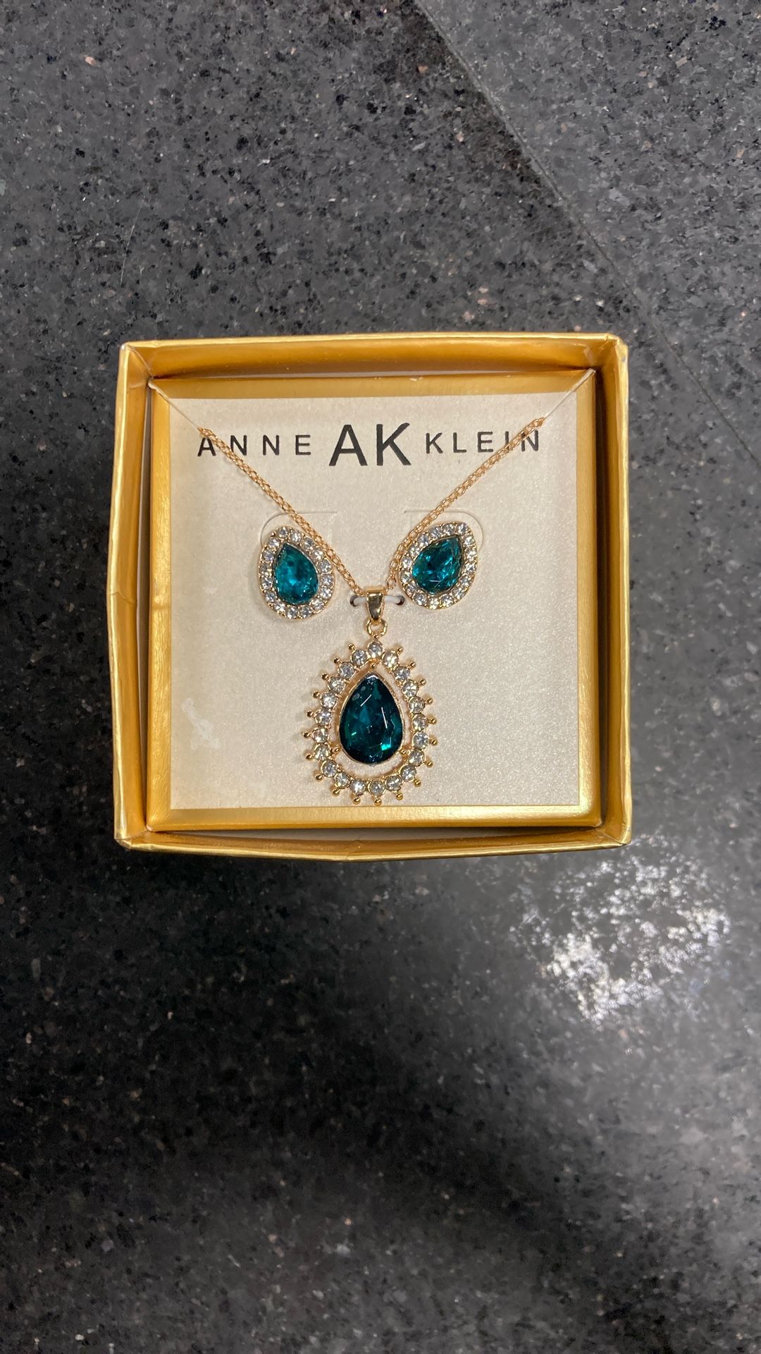 Anne Klein Earring And Necklace Lancaster East