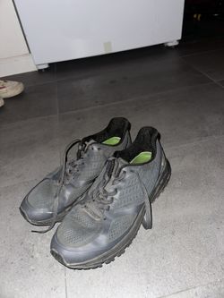 Men’s Running Shoes