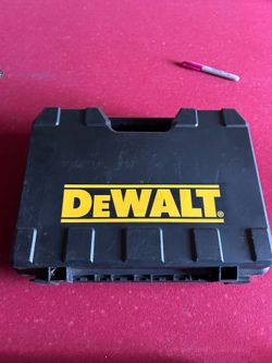 DeWalt Hard Tool Case  18-volt cordless 1/2-inch compact drill/driver kit