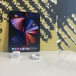  iPad Pro 12.9-inch 5th Gen 256GB M1 (2021) Wi-Fi  +Cellular.
