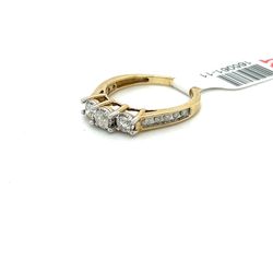 10kt Gold Diamond Ring 2.80grams .5ctw Size 7 165061 11