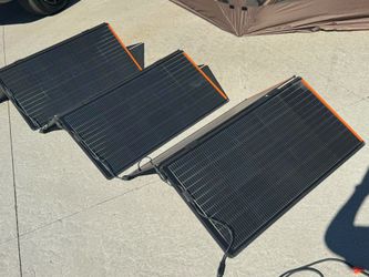 Jackery solar panels