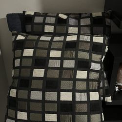 Throw Pillow Sofa Couch Four Pillows