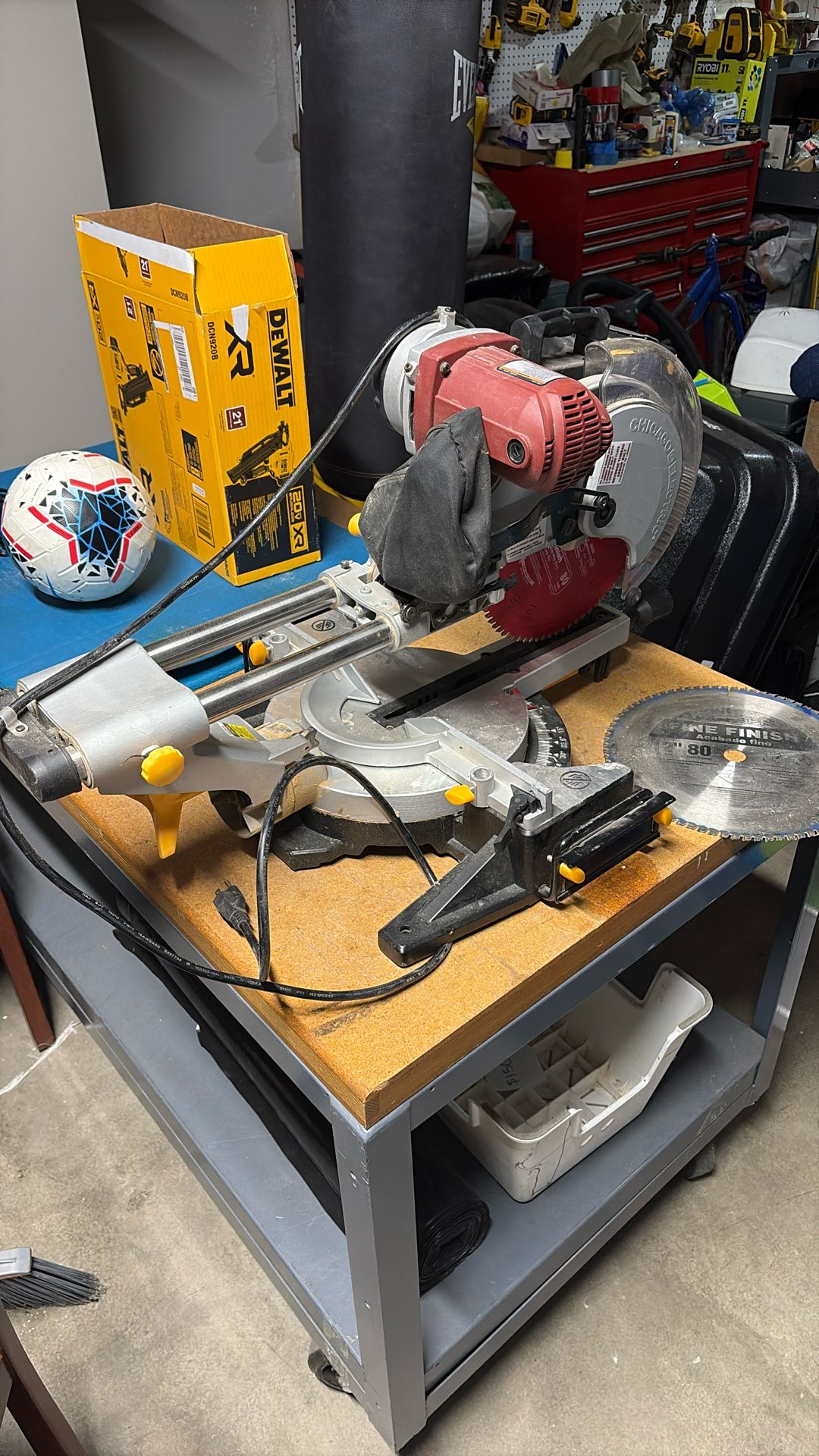 CHICAGO ELECTRIC POWER TOOLS