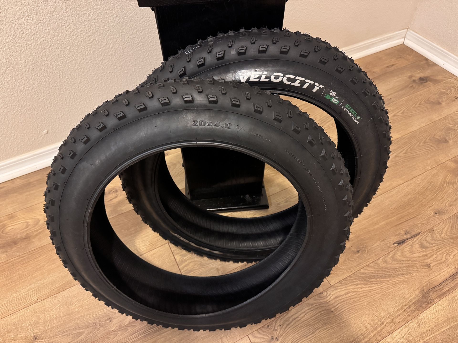 E-bike/ Bicycle 20 X 4 Tires New