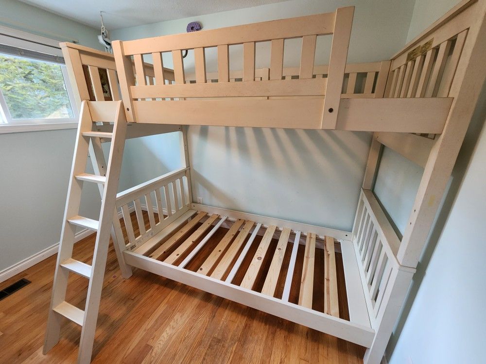 Ethan Allen Tango Bunk Bed