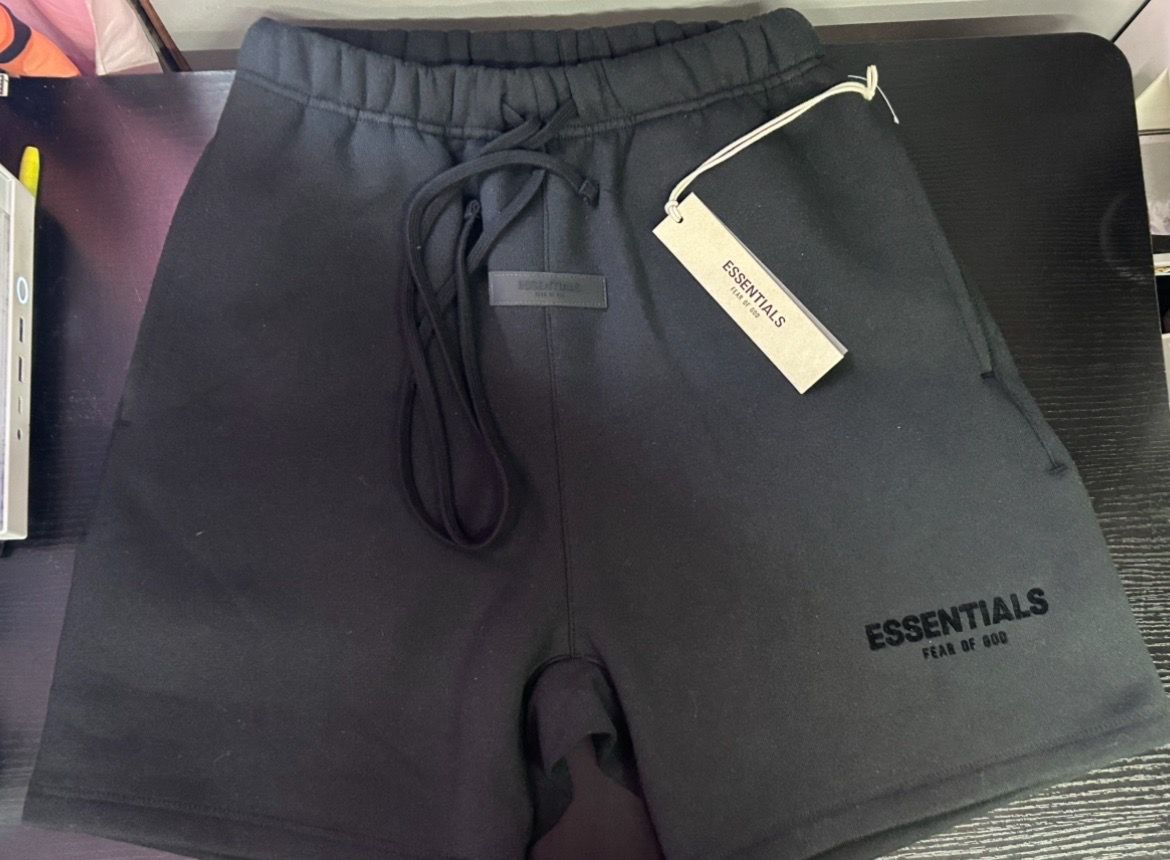 ESSENTIAL Fear Of God SweatShorts: Black On Black