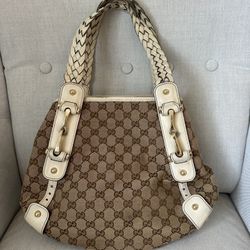 Gucci Beige/White GG Canvas Pelham Small Shoulder Bag