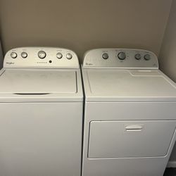 WHIRLPOOL TOP LOAD SET $550