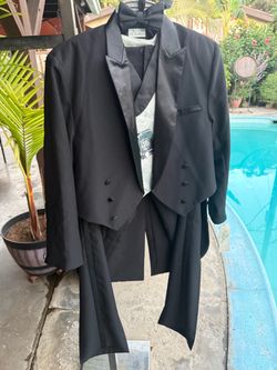 Black Tailcoat Tuxedo Set with Vest and Bow Tie