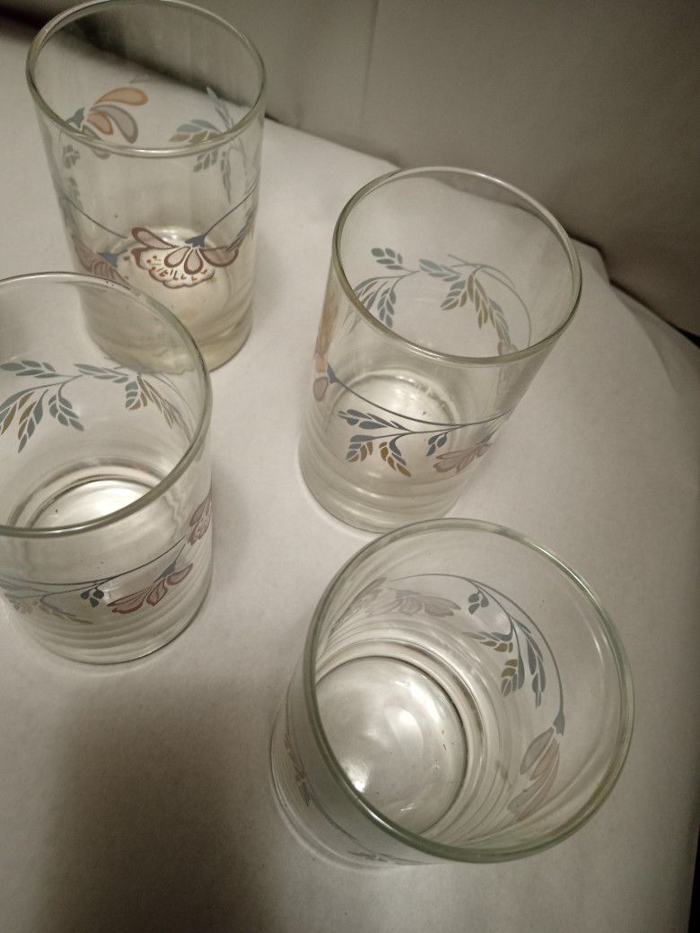 Vintage Set of 5 Juice glasses