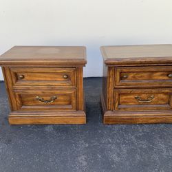 Vintage Pair Of Night Stands 
