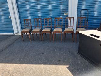 Vintage set of di ingredients room chairs. Set of 6.