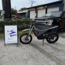 YVolt Surge V Electric Dirtbike 