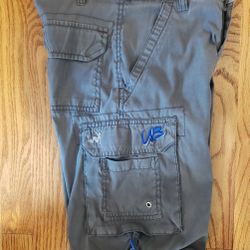 UNIONBAY Boys Gray Cargo Shorts with Blue Embroidered Accent Size: 8-Adj Waist