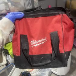 m18 milwaukee drill driver 