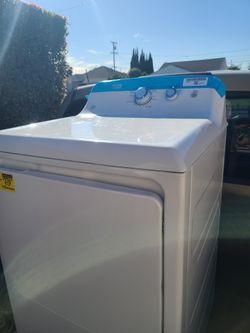 NEW GE Vented Electric Dryer