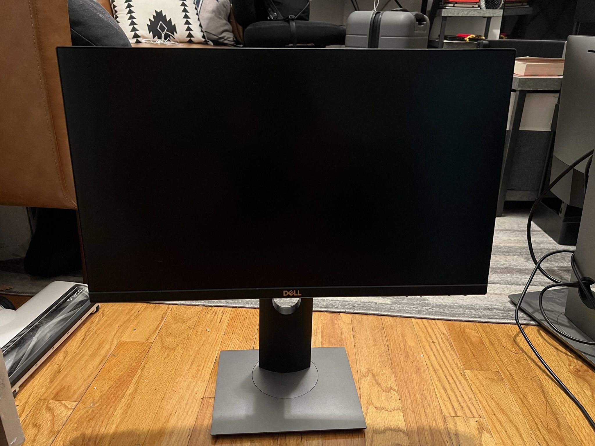 Dell Ultra Sharp 24inch Monitor (2 Monitors)