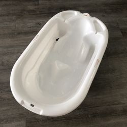 Primo Baby Bath Tub