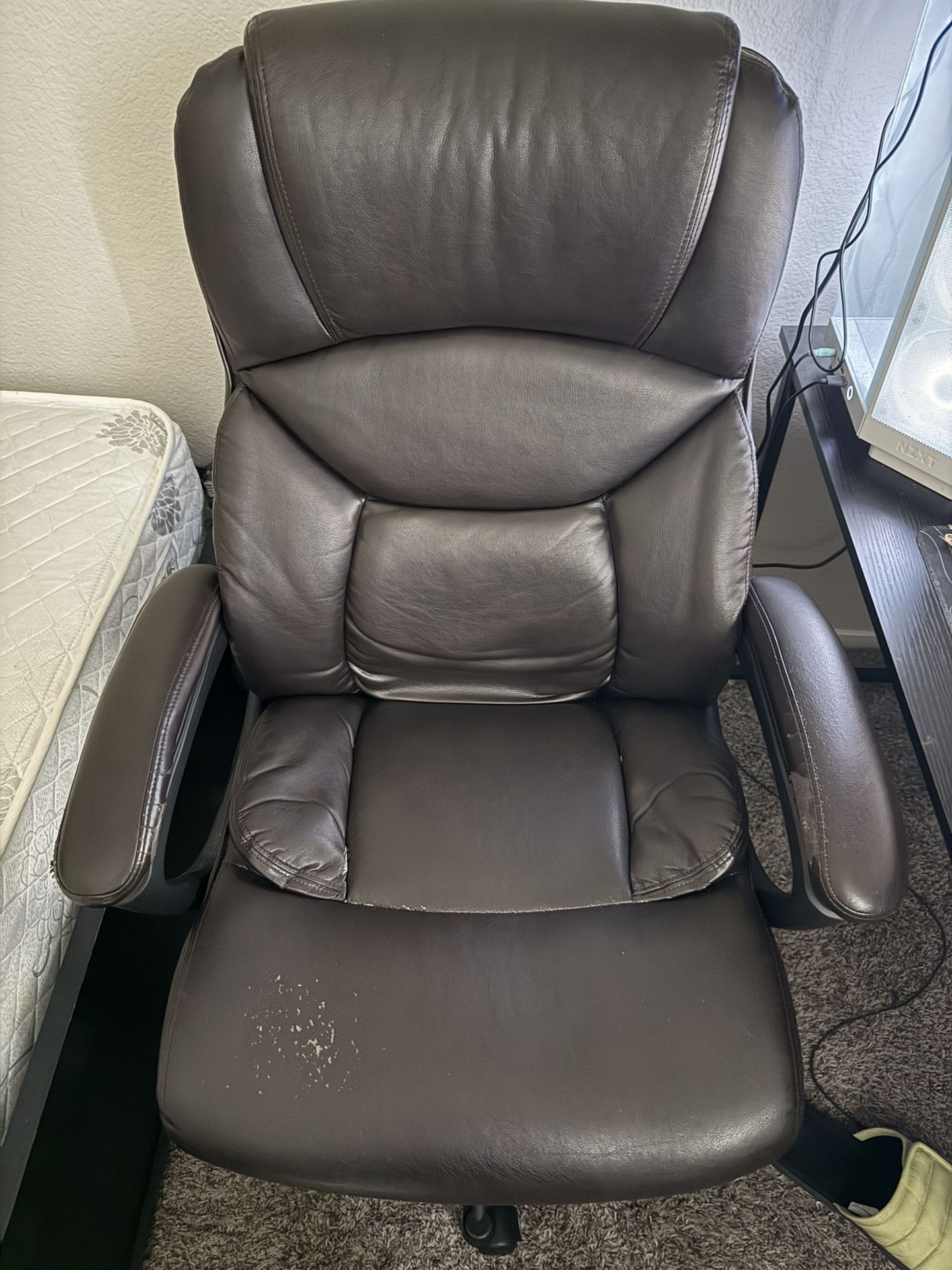 Officer Chair